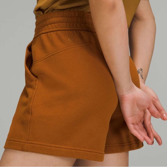 NWT Lululemon Loungeful HR Short 4 inch - Picture 4 of 14